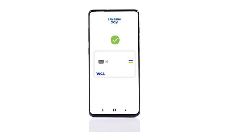 Samsung Pay app with Visa card on a smartphone display