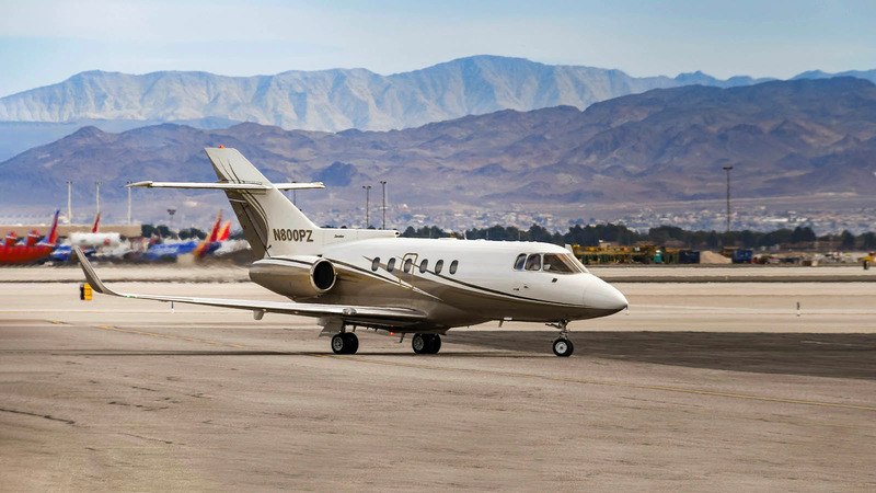 jet-800x450 A jet in the airport