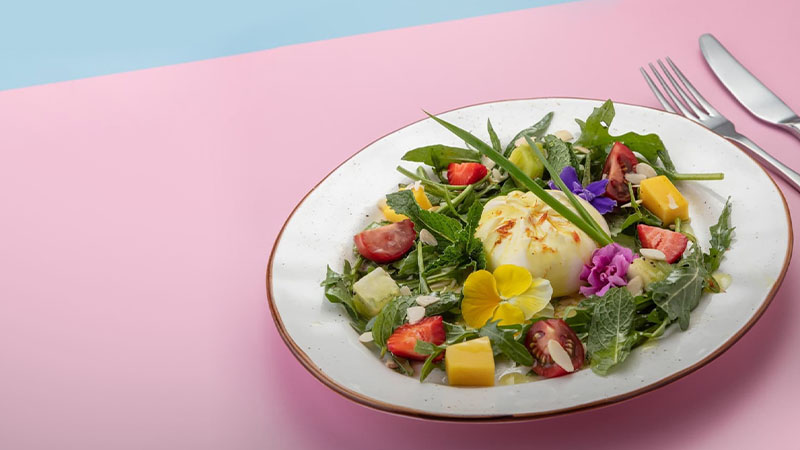 A plate with vegetables